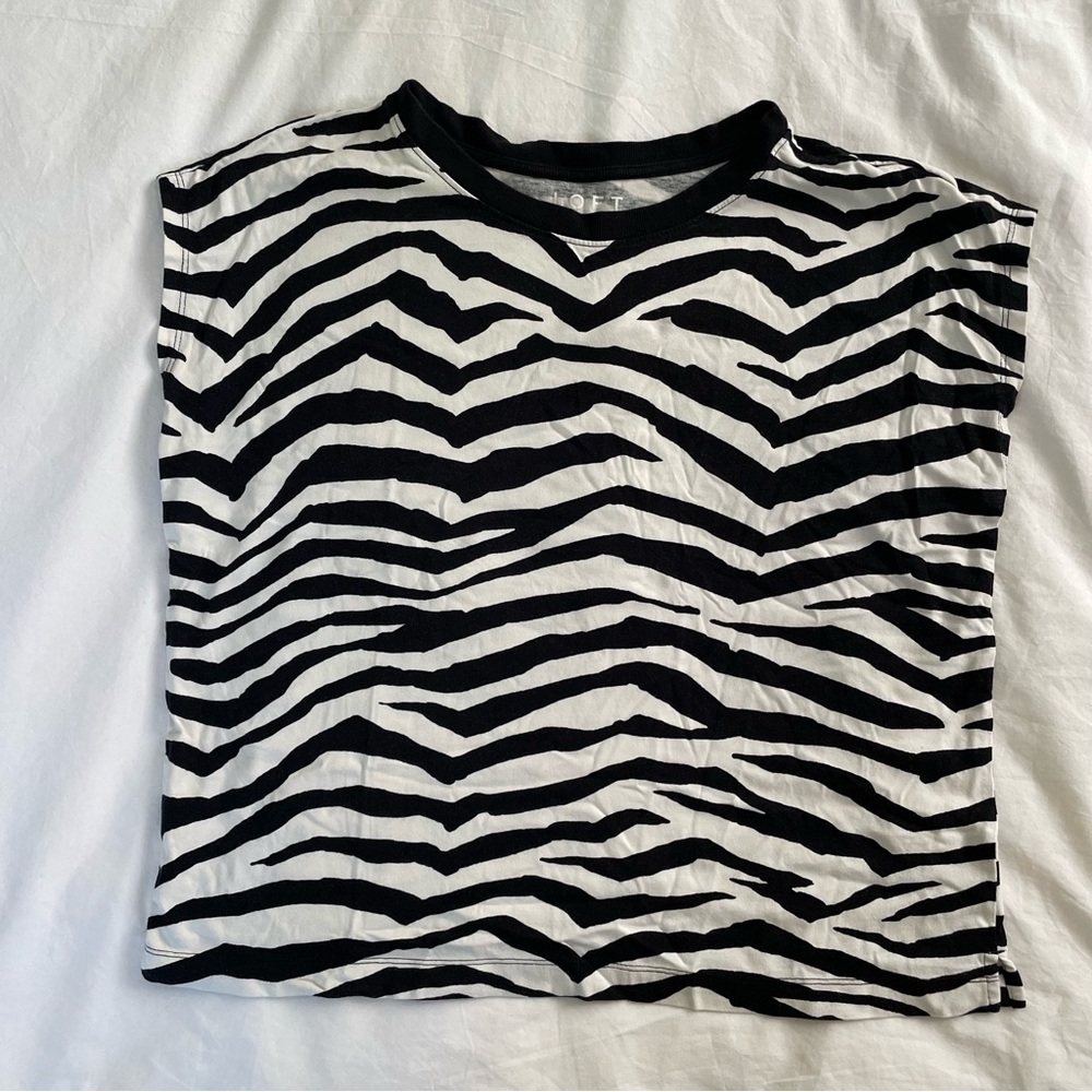 LOFT Monochrome Striped Sleeveless Top